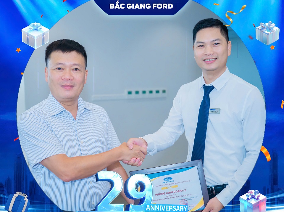 Đặt mua Ford Everest Platinum tại Bắc Giang Ford